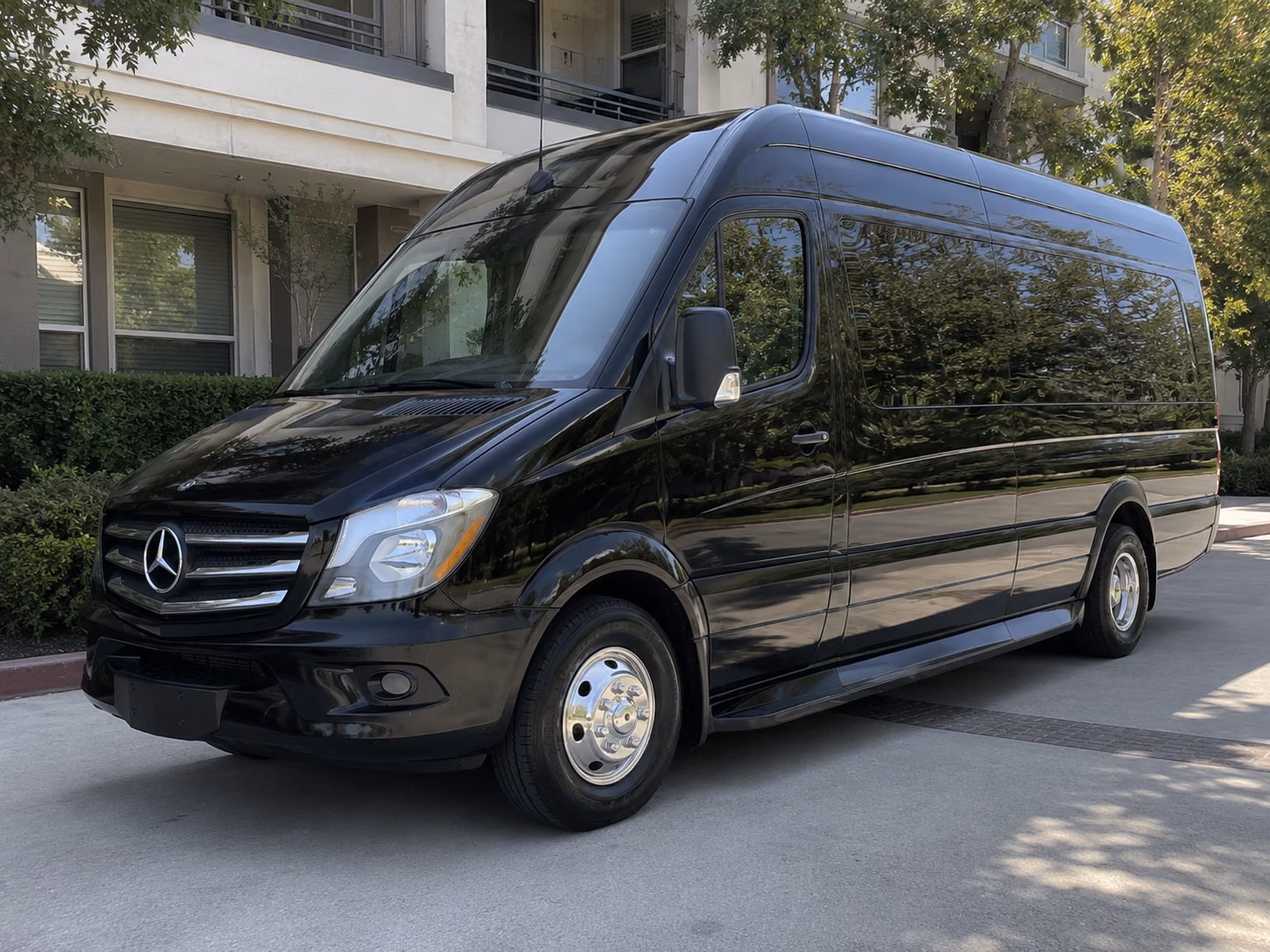 find the perfect transportation for your next corporate event 4